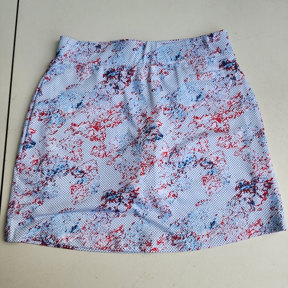 Pebble Beach Dry-Luxe Performance Skort Athletic Golf White Red Blue Small NWOT - Picture 1 of 9